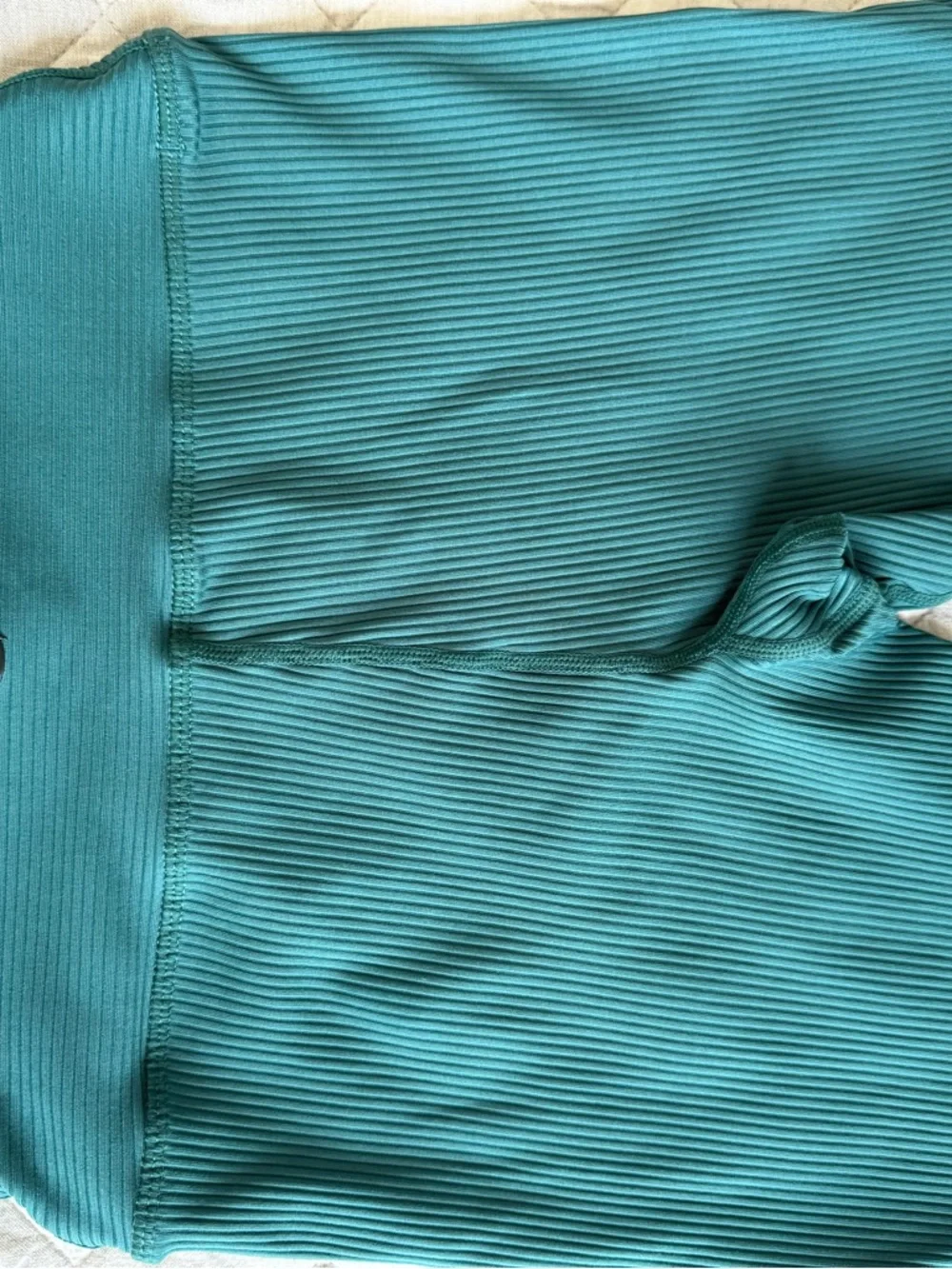 (Slightly Damaged) Blue/Green Glyder Biker Shorts and matching top set - Picture 6 of 6
